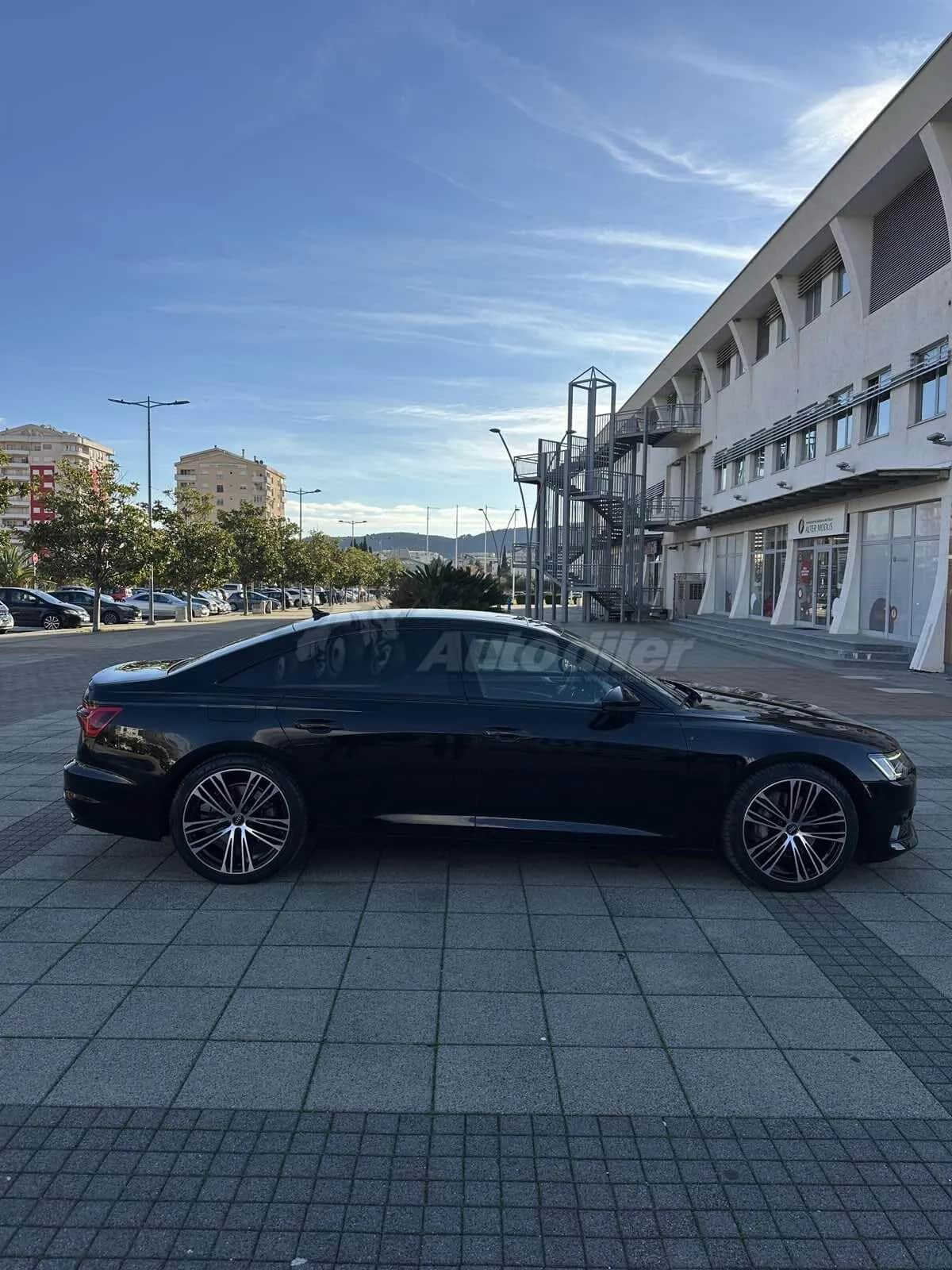 Audi - A6 - 3.0TDI quattro S line