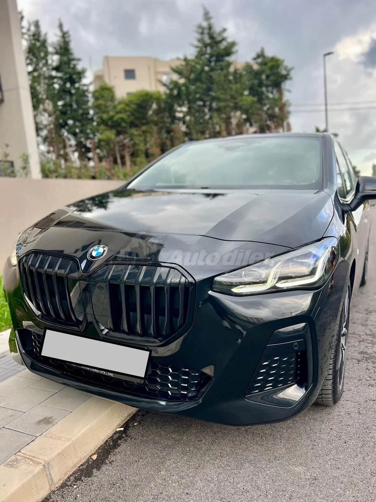 BMW - 218 Active Tourer - BMW 218 i