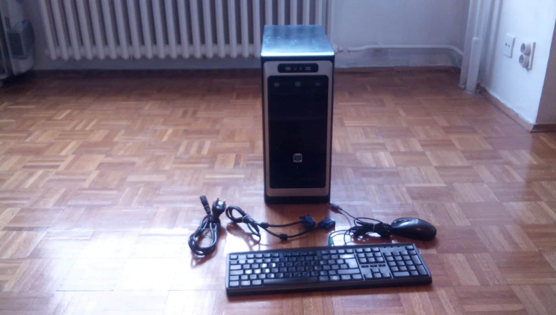 RAČUNAR ASROCK 420W SSD 128GB 