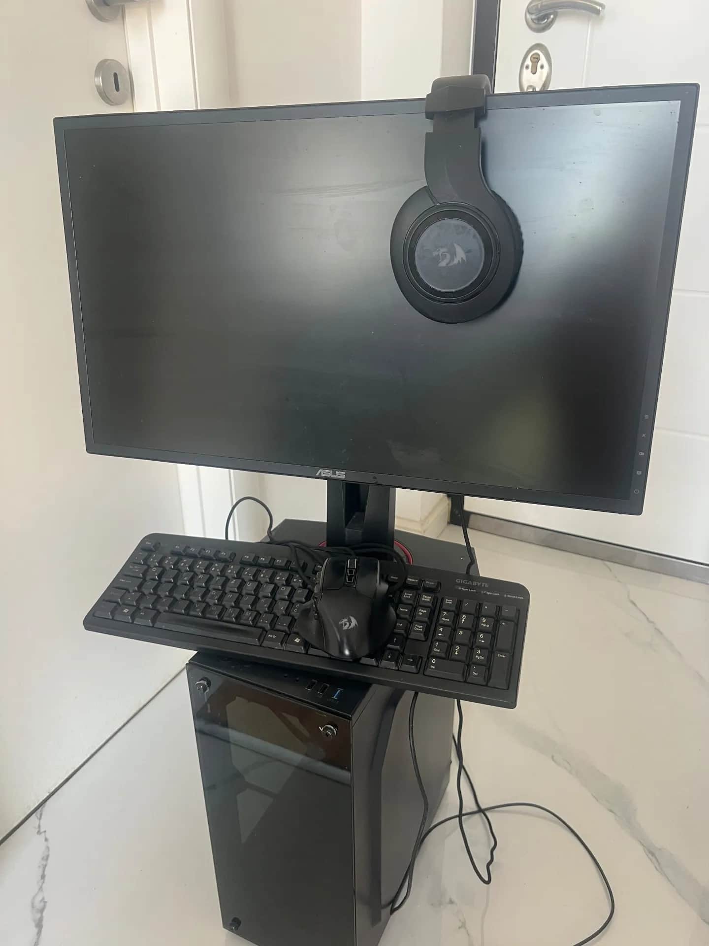 Asus .