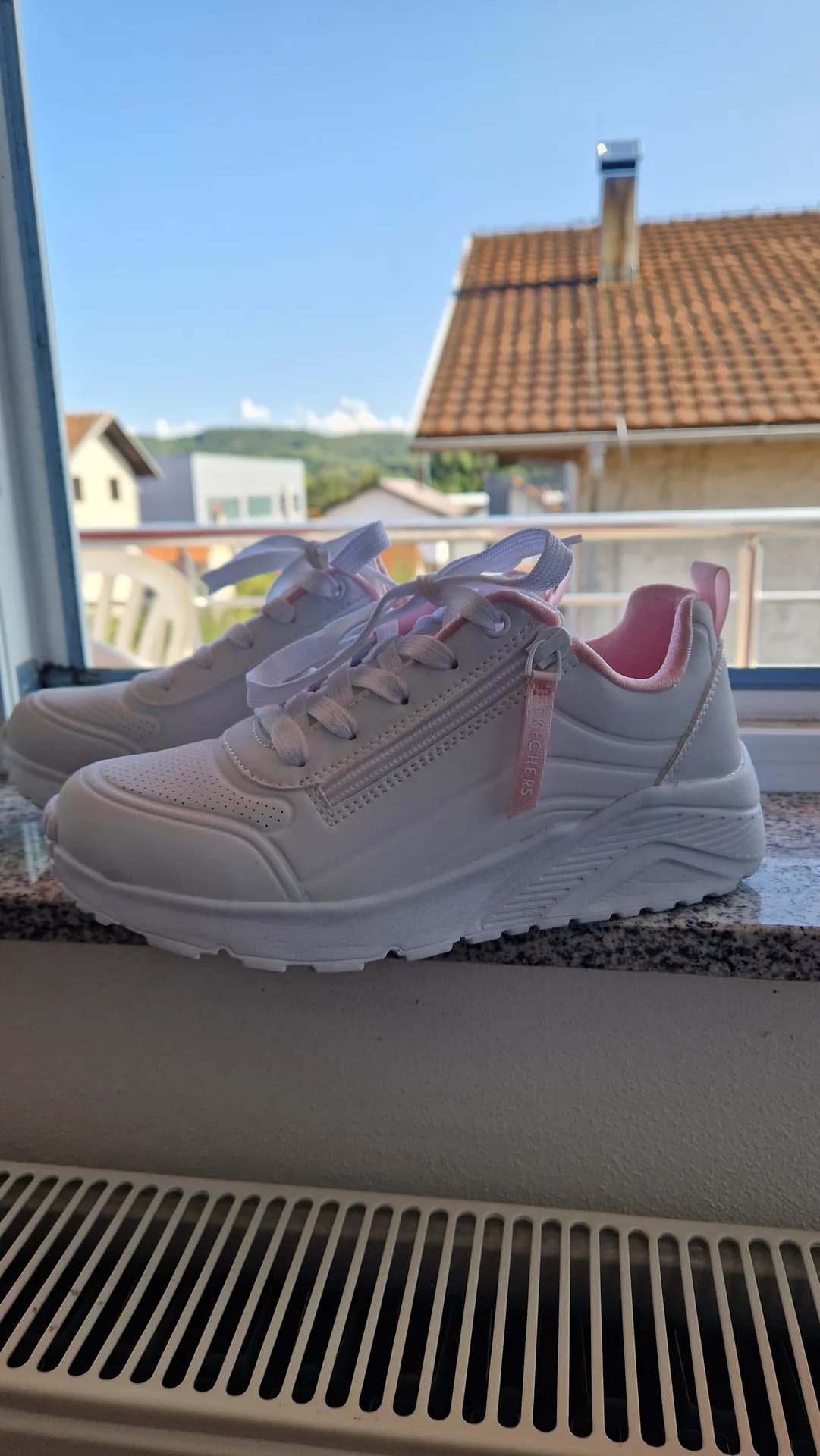 Skechers Patike Bijele