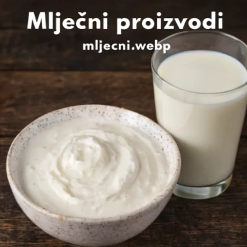 Domaći kajmak i svježe mlijeko