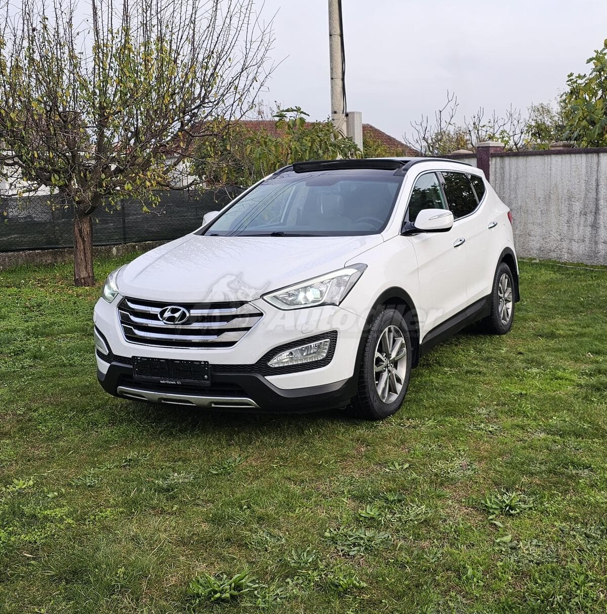 Hyundai - Santa Fe - 4WD PREMIUM