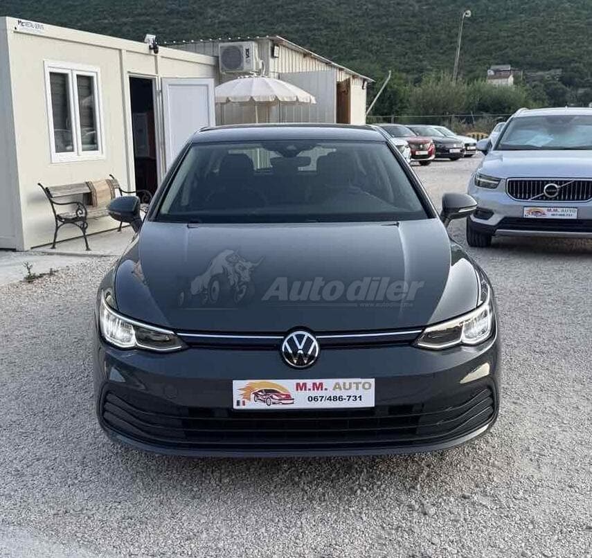 Volkswagen - Golf 8 - 1.0e TSI 05/2021g  BENZIN/HIBRID AUTOMATIK