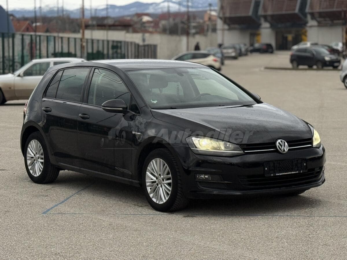 Volkswagen - Golf 7 - 1.6 tdi DSG