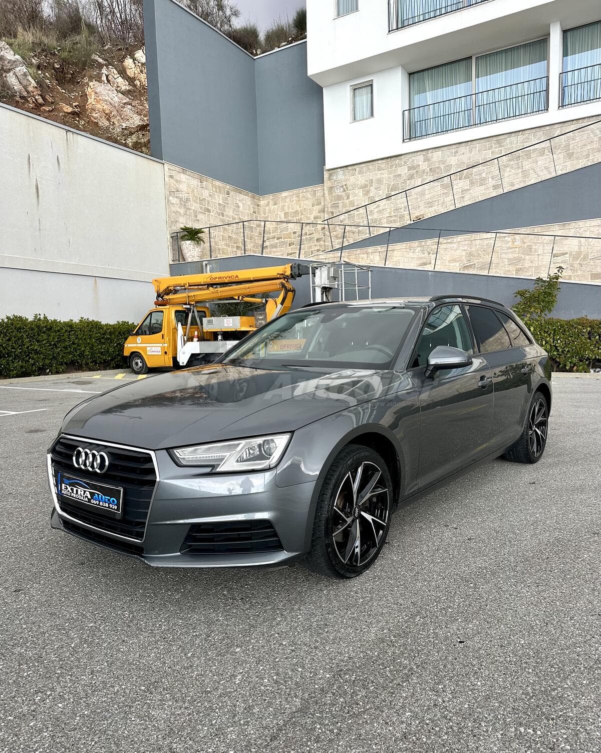 Audi - A4 - 2.0 TDI