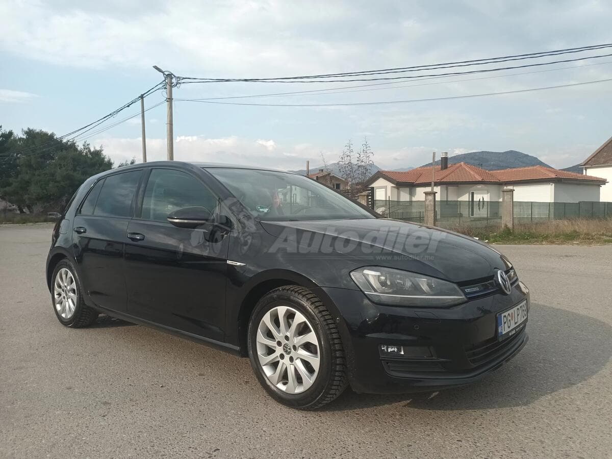 Volkswagen - Golf 7 - 1.6 tdi bluemotion