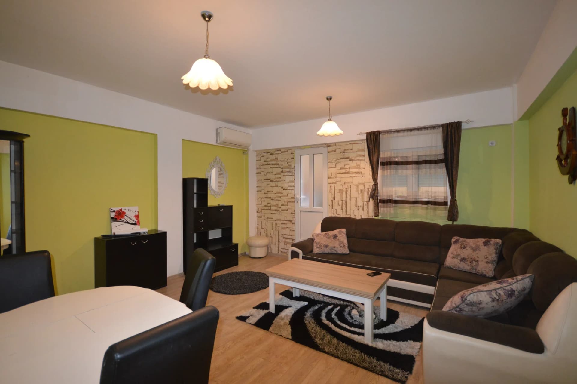 Jednosoban stan sa parkingom 400m od mora u Meljinama